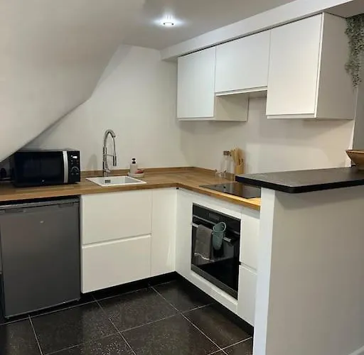 Maison De Ville 65 M2 Proche Paris